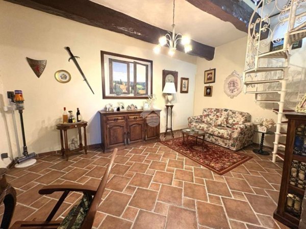 casa indipendente in vendita a Narni