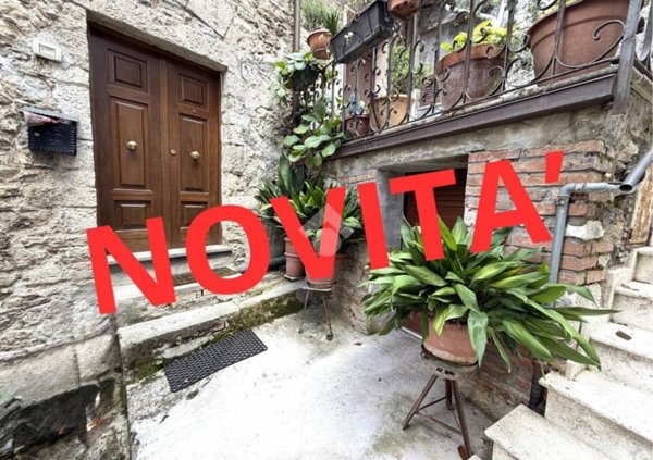 appartamento in vendita a Narni in zona Tre ponti