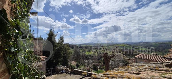 appartamento in vendita a Narni in zona Schifanoia