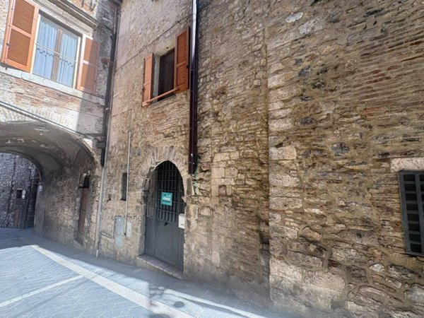 appartamento in vendita a Narni in zona Tre ponti