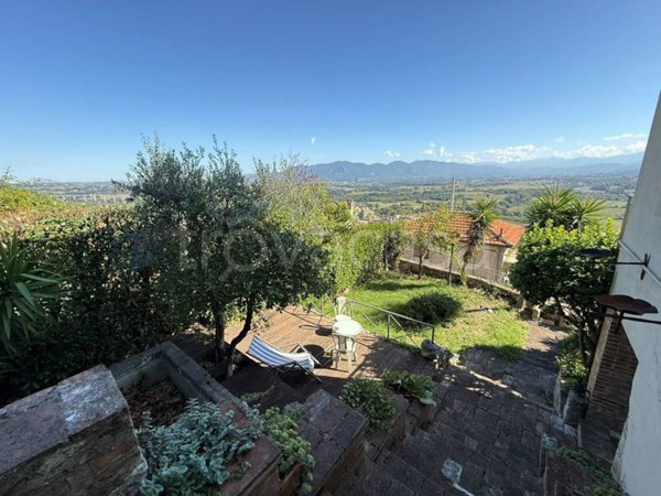 appartamento in vendita a Narni in zona Tre ponti
