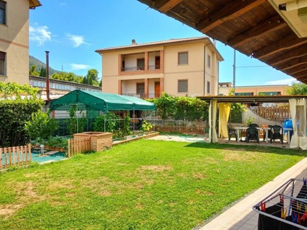 appartamento in vendita a Narni in zona Narni Scalo