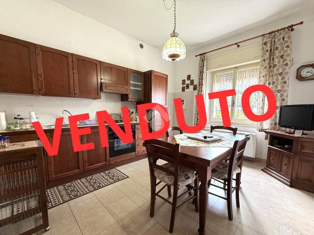 appartamento in vendita a Narni in zona Narni Scalo