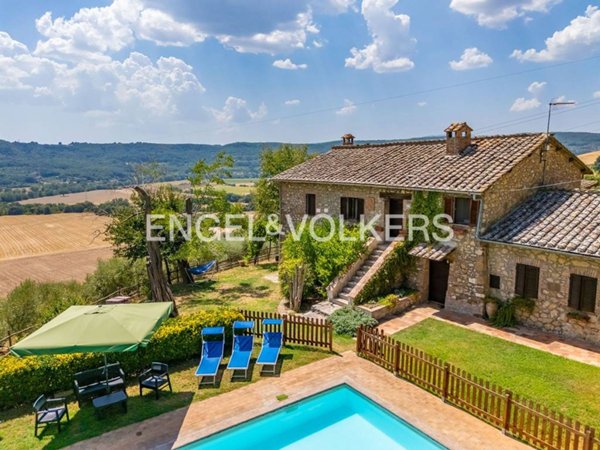 casa indipendente in vendita a Narni