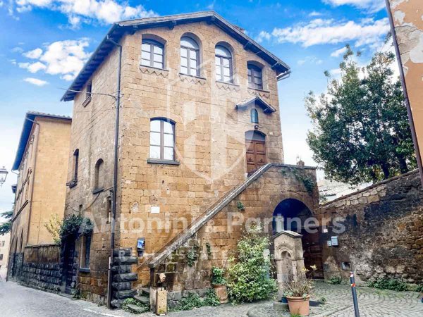 appartamento in vendita ad Orvieto in zona Corbara