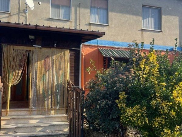 casa indipendente in vendita ad Orvieto in zona Biagio