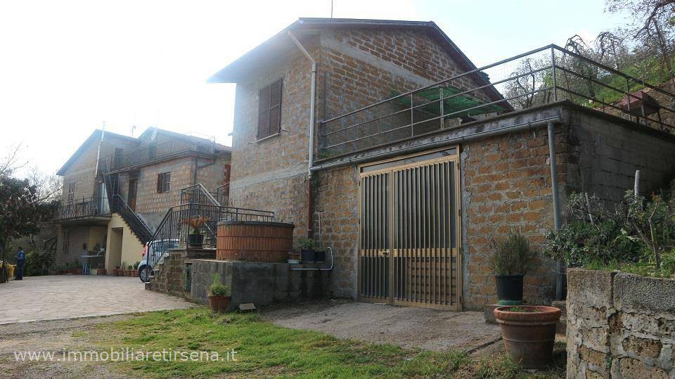 casa indipendente in vendita ad Orvieto in zona Morrano