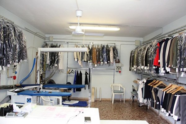 locale commerciale in vendita ad Orvieto in zona Sferracavallo