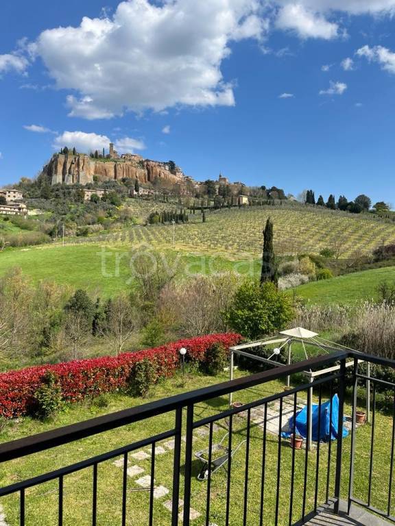 appartamento in vendita ad Orvieto in zona Bagni