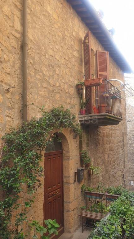 casa indipendente in vendita ad Orvieto