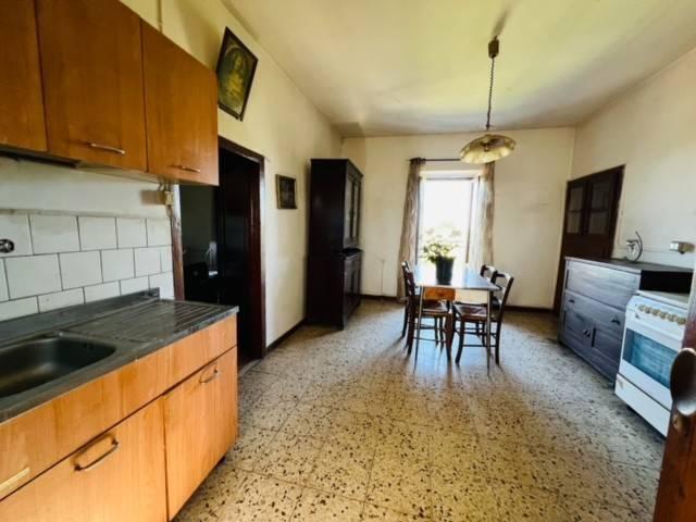 casa indipendente in vendita ad Orvieto in zona Canonica