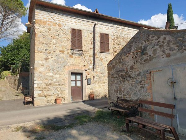 casa indipendente in vendita ad Orvieto in zona Bagni