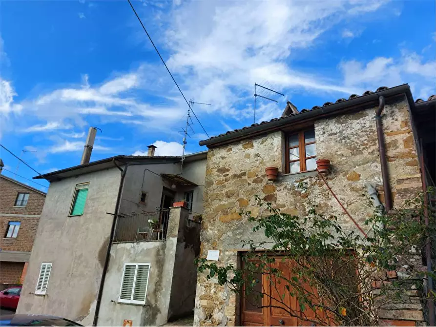 casa indipendente in vendita ad Orvieto in zona Fossatello