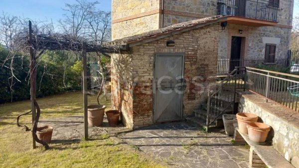 casa indipendente in vendita ad Orvieto in zona Bagni