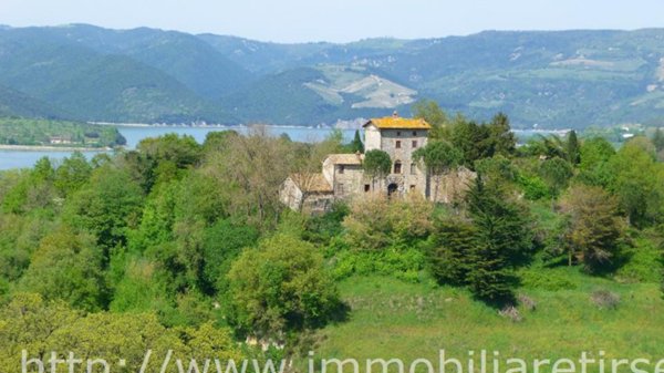 casa indipendente in vendita ad Orvieto in zona Bagni