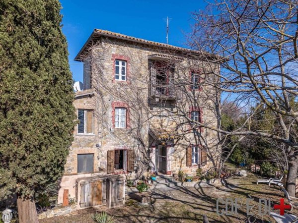 casa indipendente in vendita ad Orvieto in zona Corbara