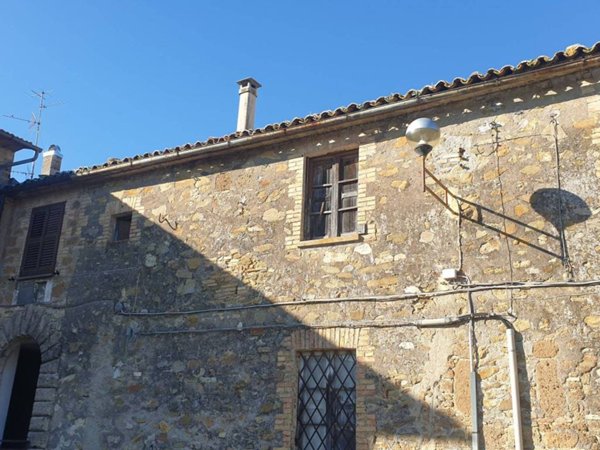 casa indipendente in vendita ad Orvieto in zona Osarella