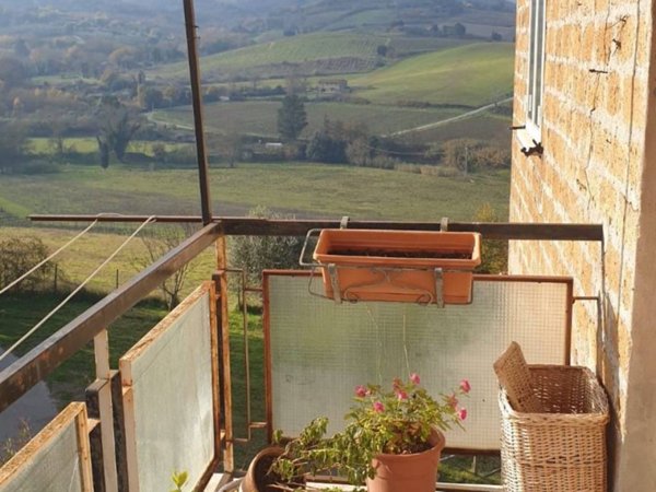 appartamento in vendita ad Orvieto in zona Sferracavallo
