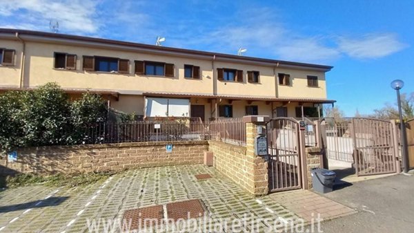 casa indipendente in vendita ad Orvieto in zona Bagni