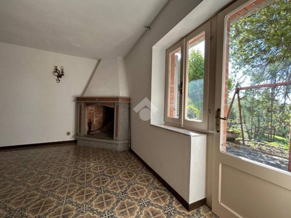 casa indipendente in vendita ad Orvieto in zona Fossatello