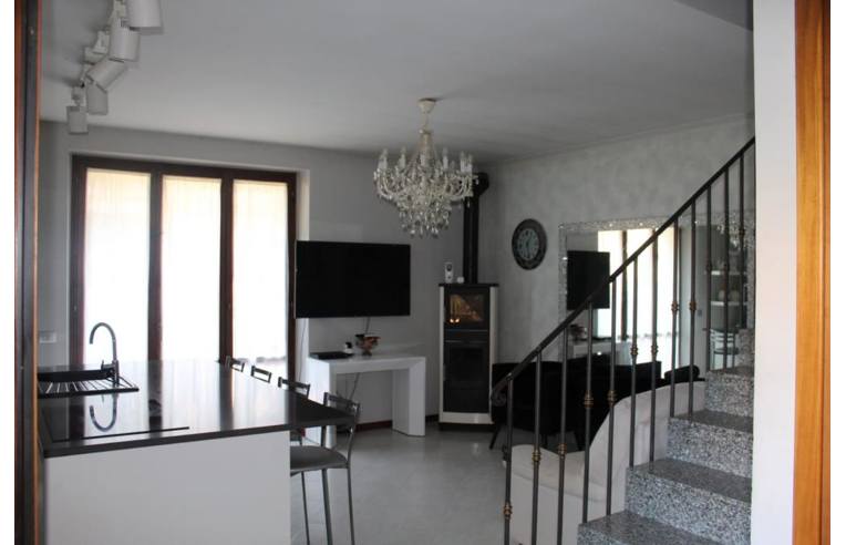 casa indipendente in vendita ad Orvieto