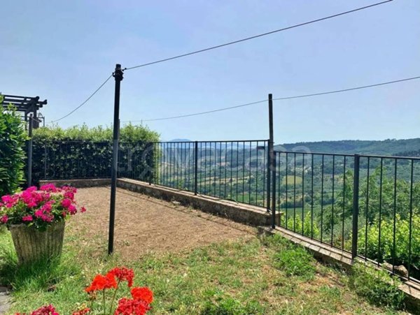 casa indipendente in vendita ad Orvieto in zona Bagni