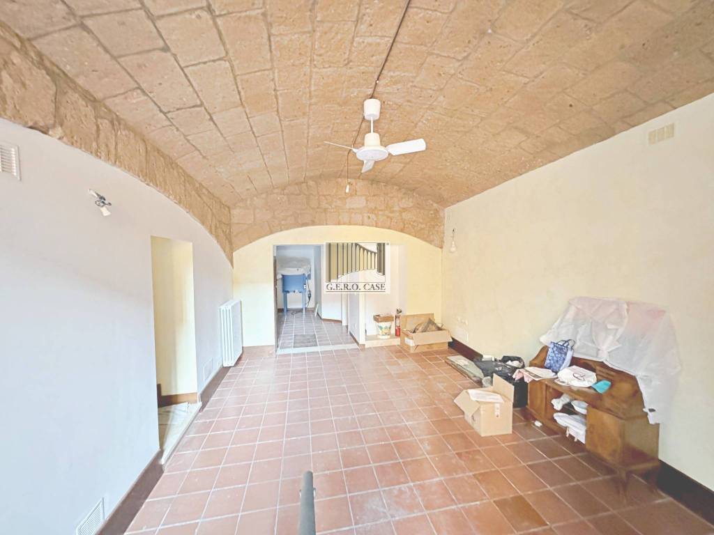 negozio in vendita ad Orvieto