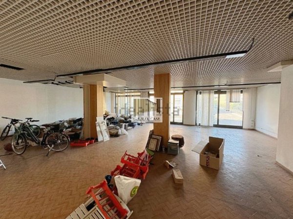 locale commerciale in affitto ad Orvieto in zona Sferracavallo