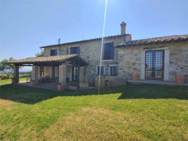 casa indipendente in vendita ad Orvieto in zona Bagni