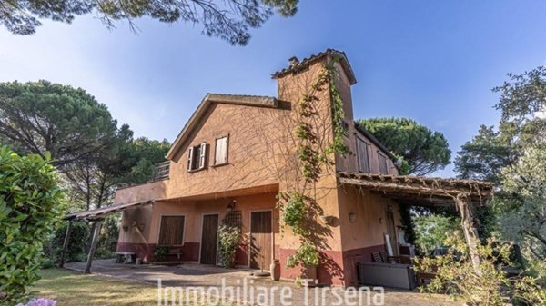 casa indipendente in vendita ad Orvieto in zona Bagni