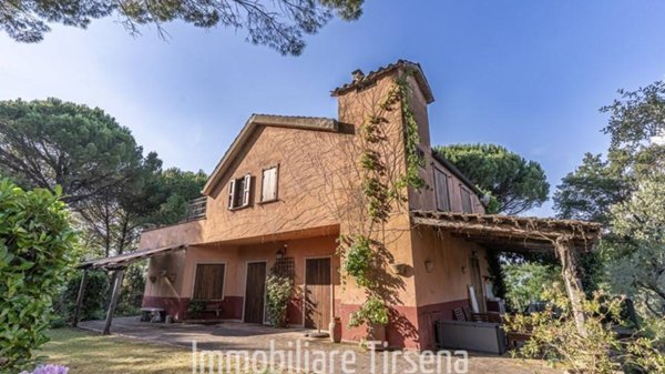 casa indipendente in vendita ad Orvieto in zona Bagni