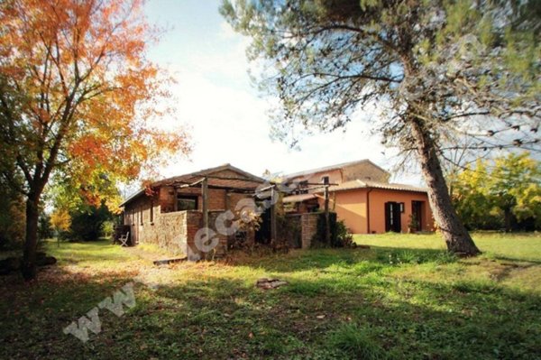 casa indipendente in vendita ad Orvieto in zona Bagni