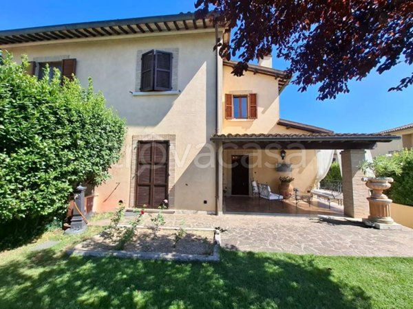 casa indipendente in vendita ad Orvieto