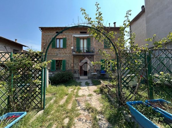 casa indipendente in vendita ad Orvieto in zona Bagni