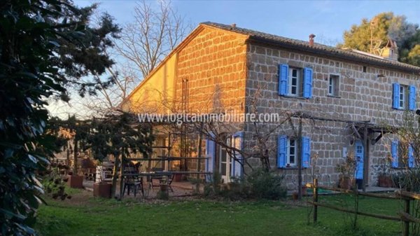 casa indipendente in vendita ad Orvieto in zona Bagni
