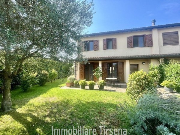casa indipendente in vendita ad Orvieto in zona Bagni