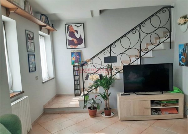 casa indipendente in vendita ad Orvieto in zona Sugano