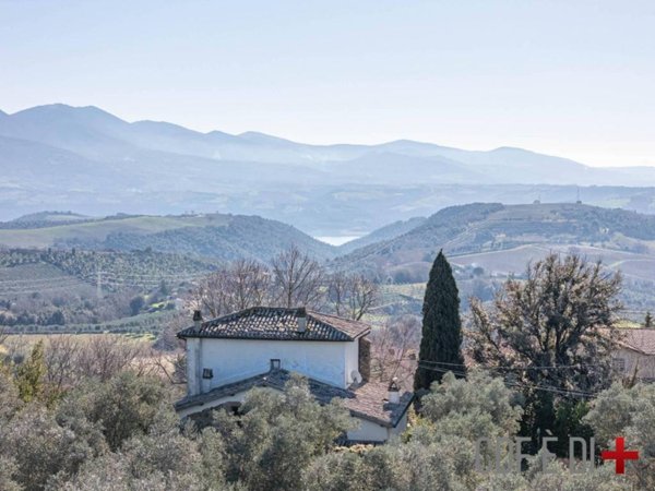 casa indipendente in vendita ad Orvieto in zona Colonnetta di Prodo