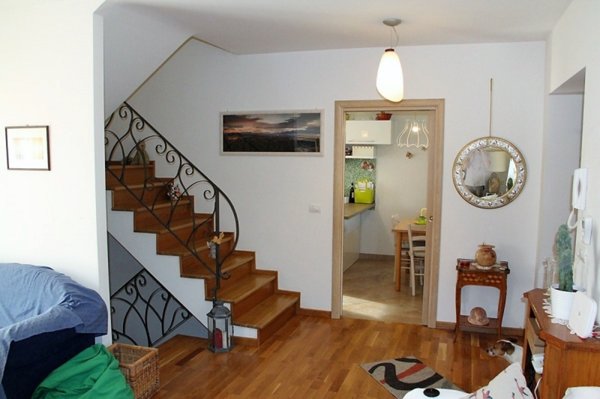 casa indipendente in vendita ad Orvieto in zona Sferracavallo