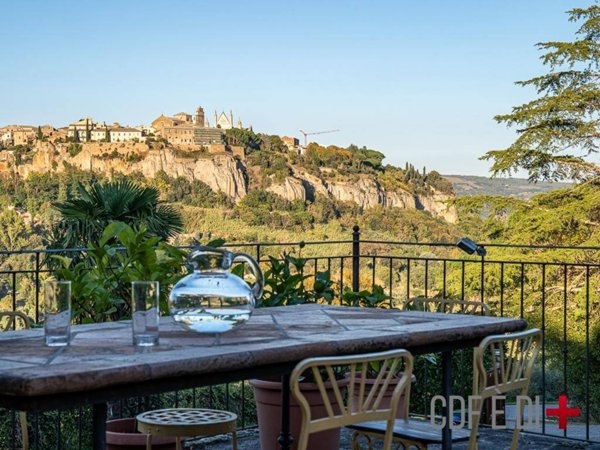 casa indipendente in vendita ad Orvieto in zona Bagni