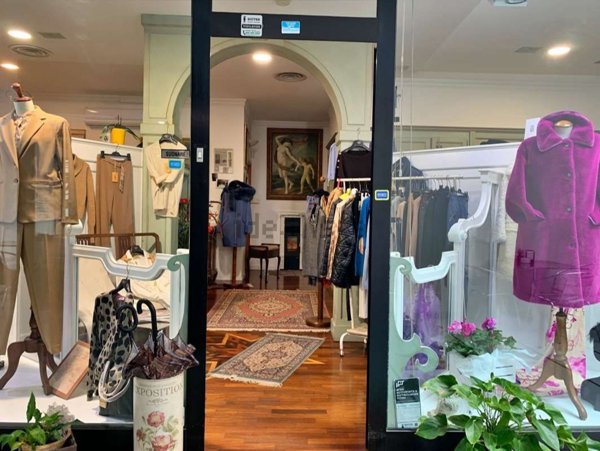 negozio in vendita ad Orvieto in zona Orvieto Scalo