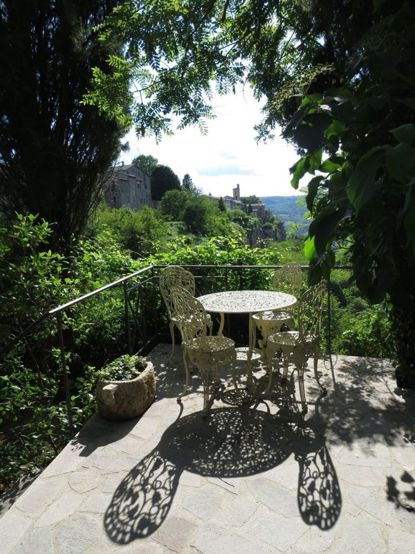 casa indipendente in vendita ad Orvieto in zona Osa