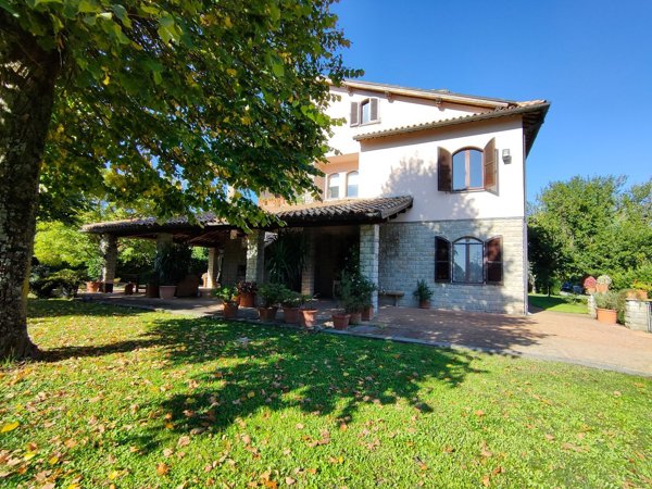 casa indipendente in vendita ad Orvieto