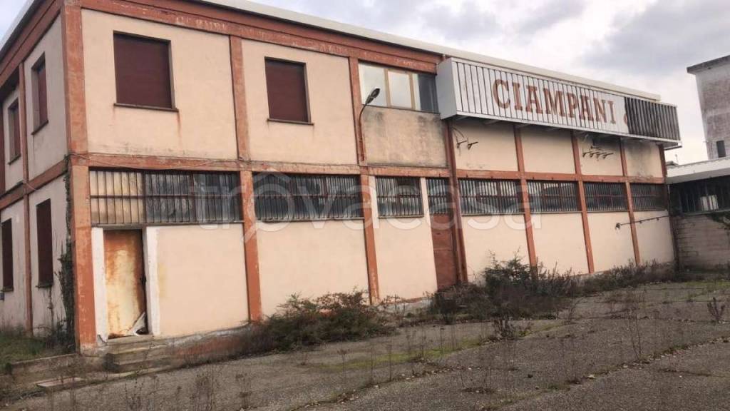 capannone in vendita ad Orvieto in zona Orvieto Scalo