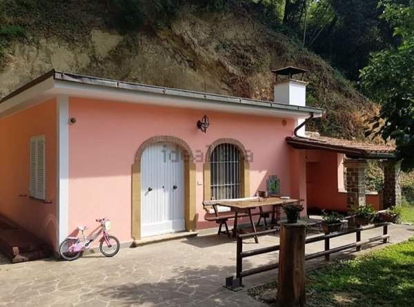 locale di sgombero in vendita ad Orvieto in zona Ciconia