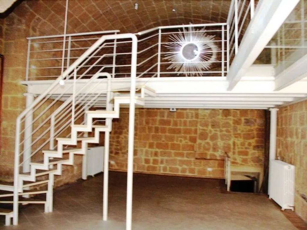 negozio in vendita ad Orvieto