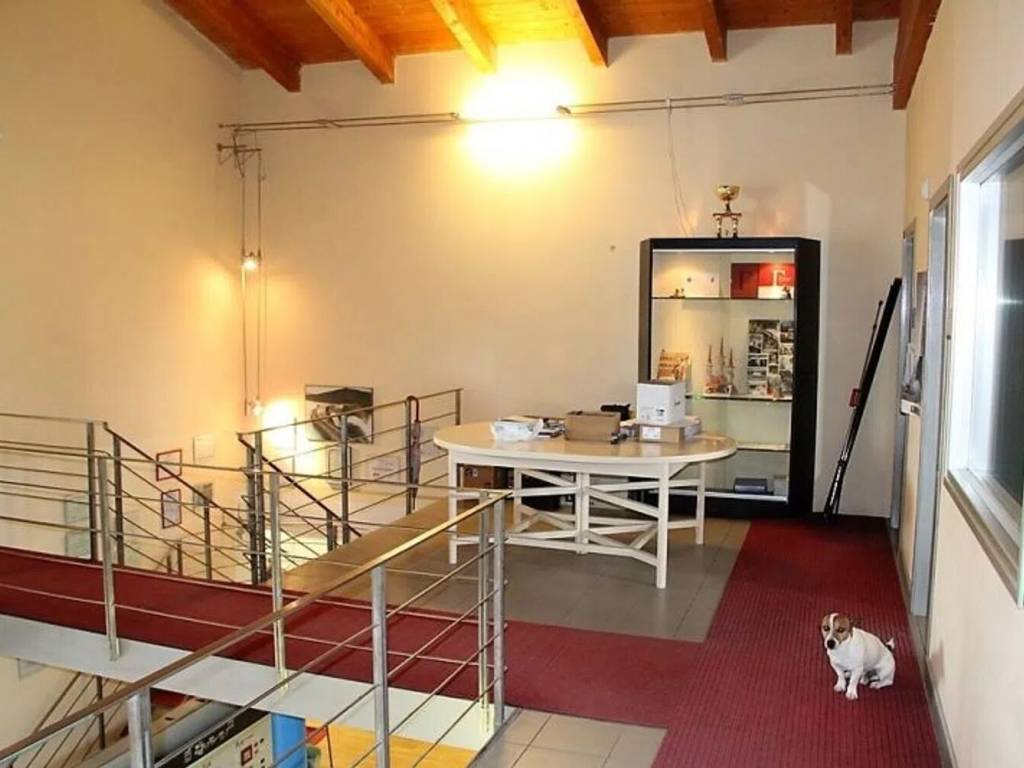 negozio in vendita ad Orvieto in zona Sferracavallo