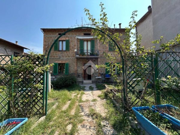 casa indipendente in vendita ad Orvieto in zona Sferracavallo