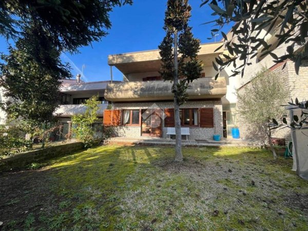 casa indipendente in vendita ad Orvieto in zona Ciconia
