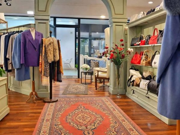 negozio in vendita ad Orvieto in zona Orvieto Scalo